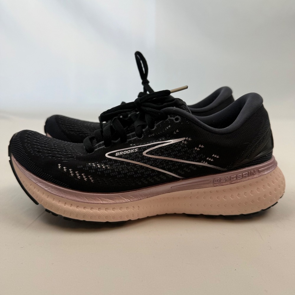 Brooks Women's Black and Pink Running Shoes